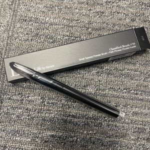 Limelife Makeup Brush